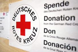 Deutsches Rotes Kreuz, Logistik, Lager, Warenlager, Kisten, Hilfsgüter, Logo, Spende